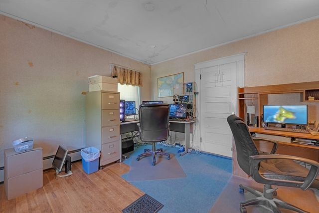 251 Boutelle St, Fitchburg, MA 01420