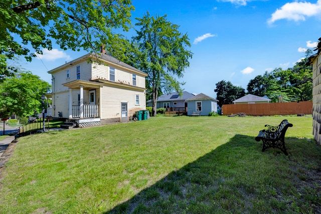 251 Boutelle St, Fitchburg, MA 01420