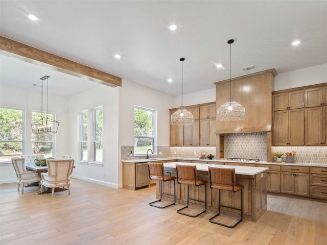 9109 Prairie Farms Drive, Mustang, OK 73064