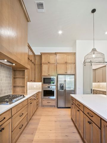 9109 Prairie Farms Drive, Mustang, OK 73064