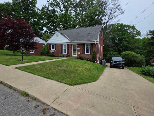 5020 Clifton DRIVE, Aliquippa, PA 15001