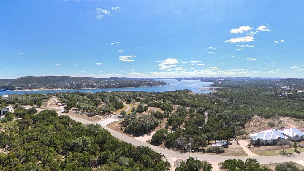 8600 Ranchland Hills CV, Jonestown, TX 78645