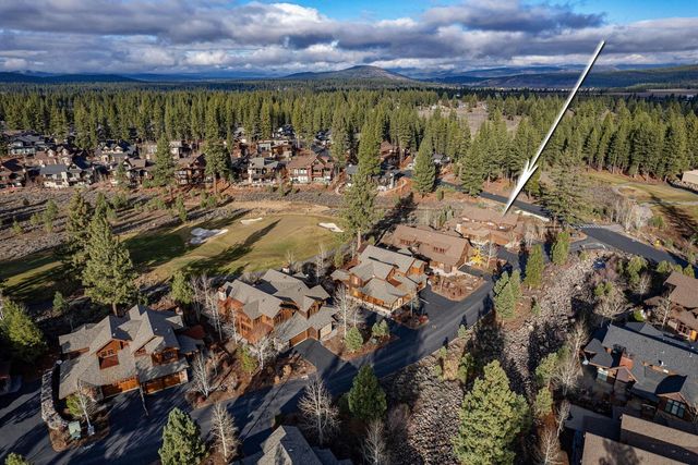 10200 Valmont Trail, Truckee, CA 96161