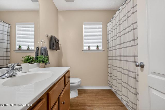 3723 Springwood Lane, Ocean Springs, MS 39564