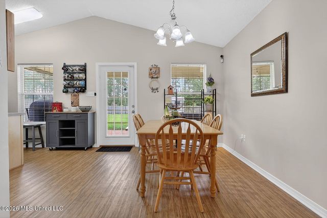 3723 Springwood Lane, Ocean Springs, MS 39564