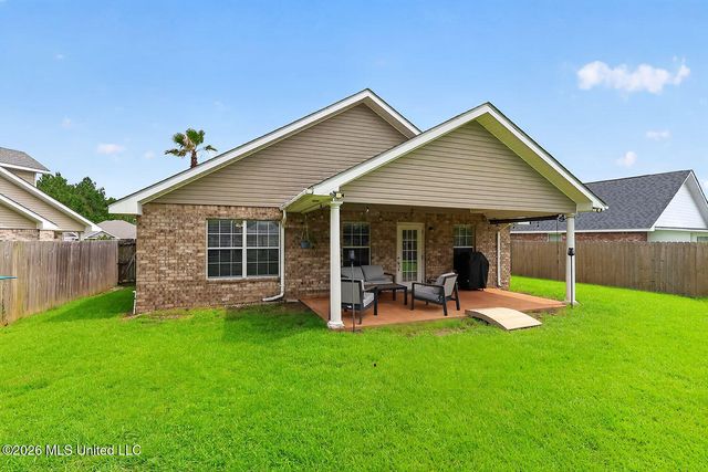 3723 Springwood Lane, Ocean Springs, MS 39564