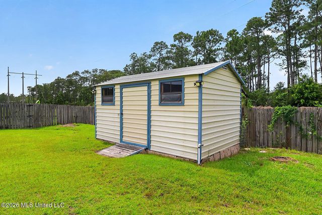 3723 Springwood Lane, Ocean Springs, MS 39564