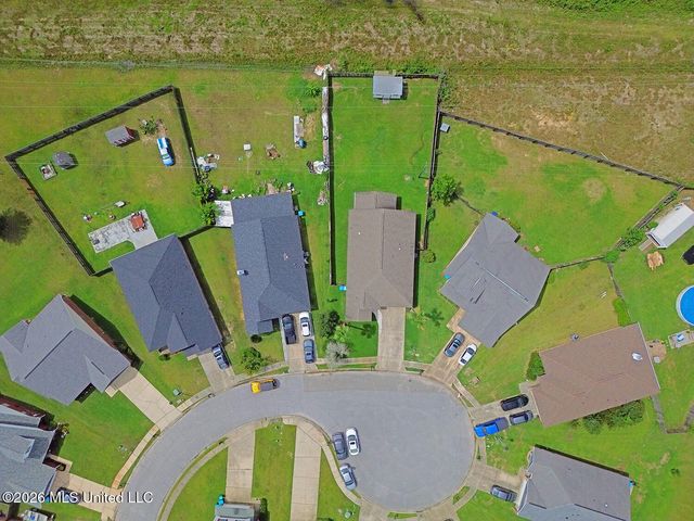 3723 Springwood Lane, Ocean Springs, MS 39564