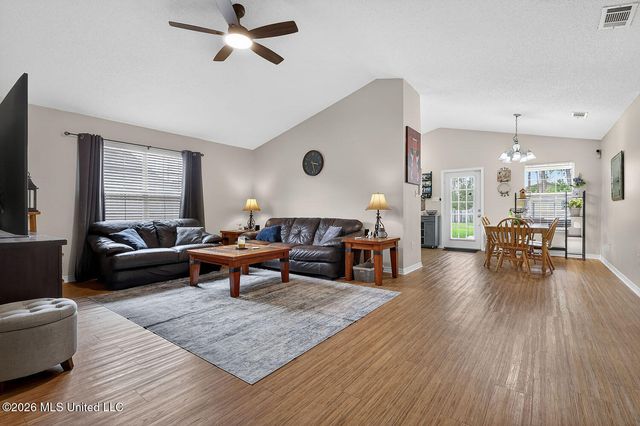 3723 Springwood Lane, Ocean Springs, MS 39564