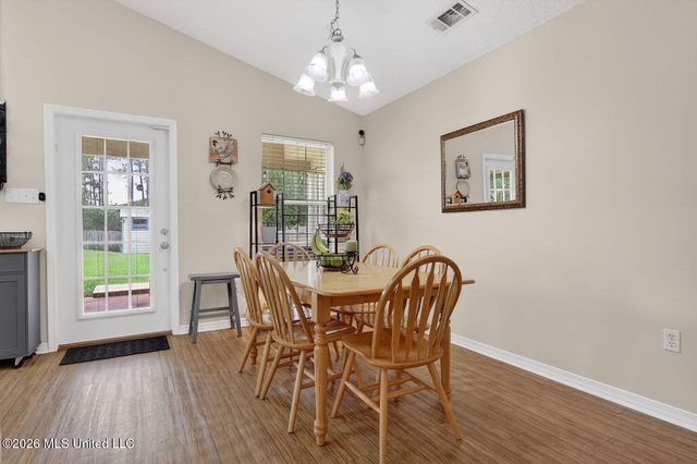 3723 Springwood Lane, Ocean Springs, MS 39564