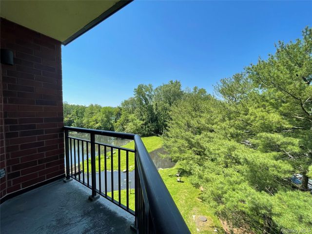 50 E Hartsdale Avenue 2H, Hartsdale, NY 10530