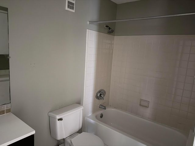 2307 N CONGRESS Avenue 17, Boynton Beach, FL 33426
