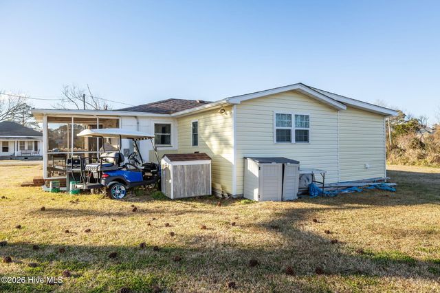 169 Lucille Lewis Drive, Marshallberg, NC 28553
