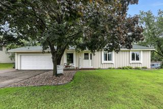 14200 Elgin Court, Apple Valley, MN 55124