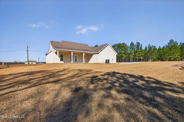 3 Shadow Wood Drive, Mchenry, MS 39561