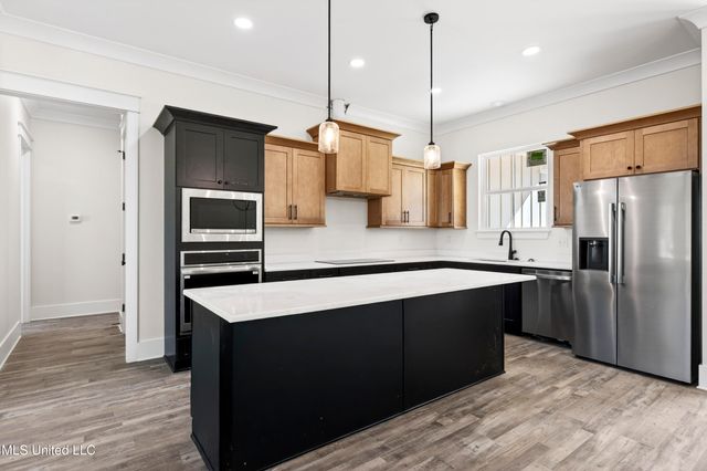 3 Shadow Wood Drive, Mchenry, MS 39561