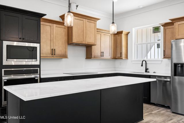 3 Shadow Wood Drive, Mchenry, MS 39561