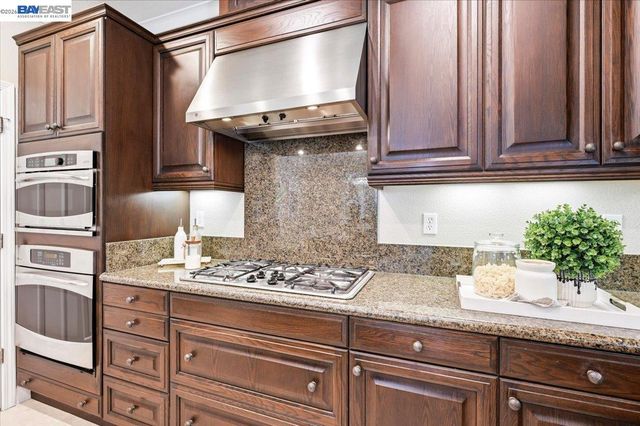 3587 Colchester Lane, Dublin, CA 94568