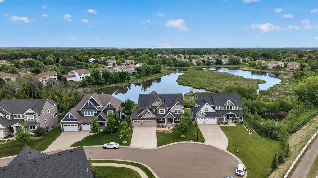 6030 Lanewood Lane N, Plymouth, MN 55446