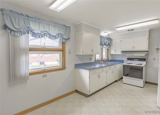 1088 98th Street, Niagara Falls, NY 14304