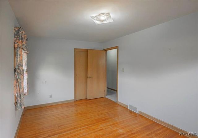 1088 98th Street, Niagara Falls, NY 14304