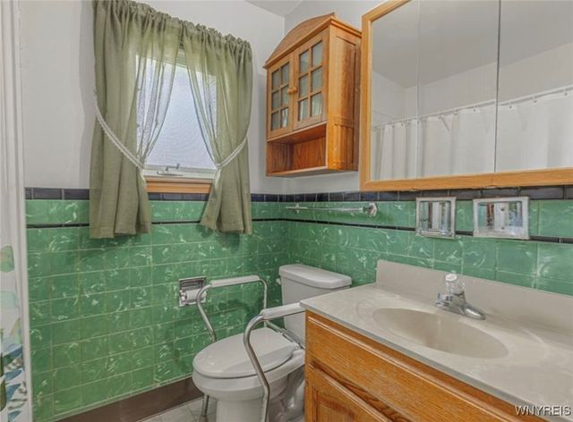 1088 98th Street, Niagara Falls, NY 14304