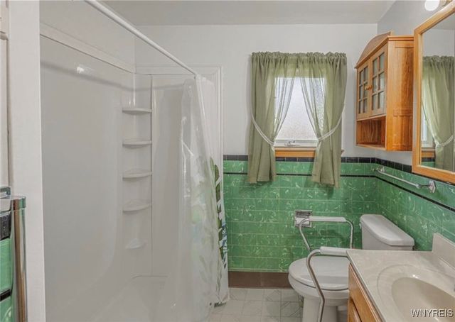 1088 98th Street, Niagara Falls, NY 14304