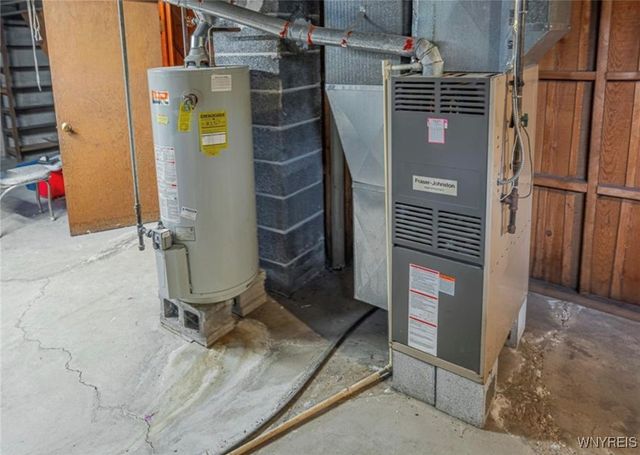 1088 98th Street, Niagara Falls, NY 14304