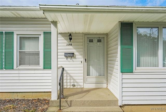 1088 98th Street, Niagara Falls, NY 14304