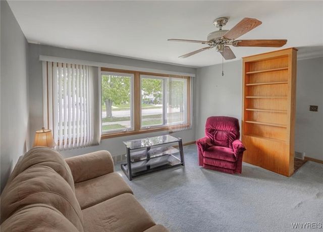 1088 98th Street, Niagara Falls, NY 14304