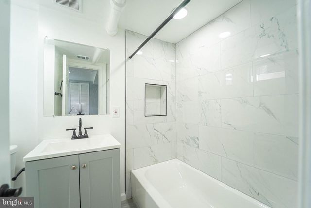 2841 E FEDERAL ST, Baltimore, MD 21213