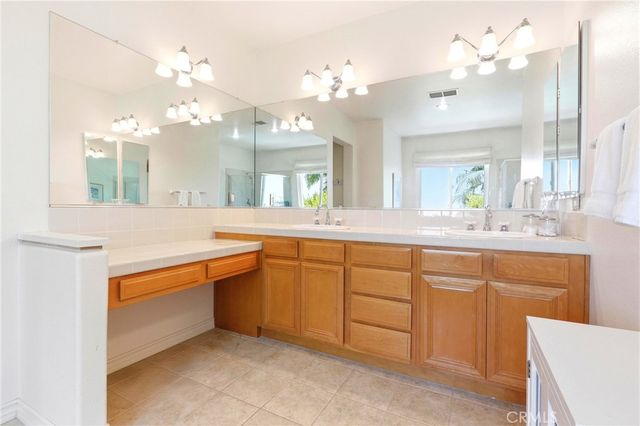 1682 W Alps, Upland, CA 91784