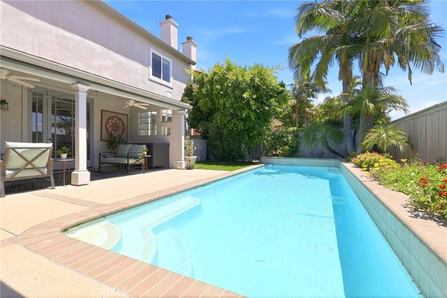1682 W Alps, Upland, CA 91784