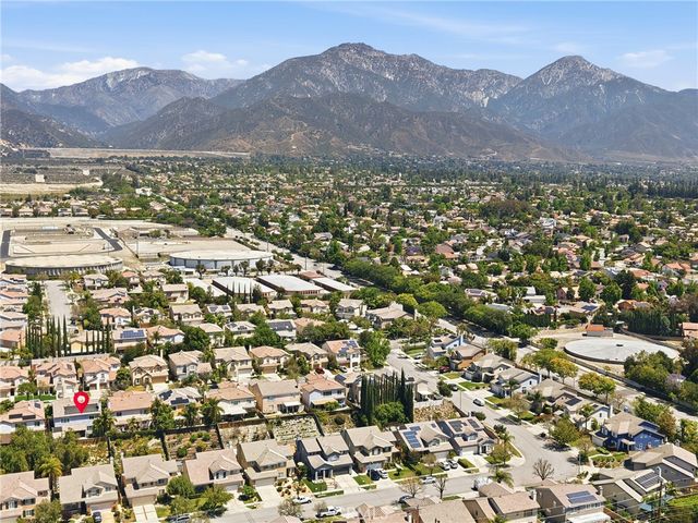 1682 W Alps, Upland, CA 91784