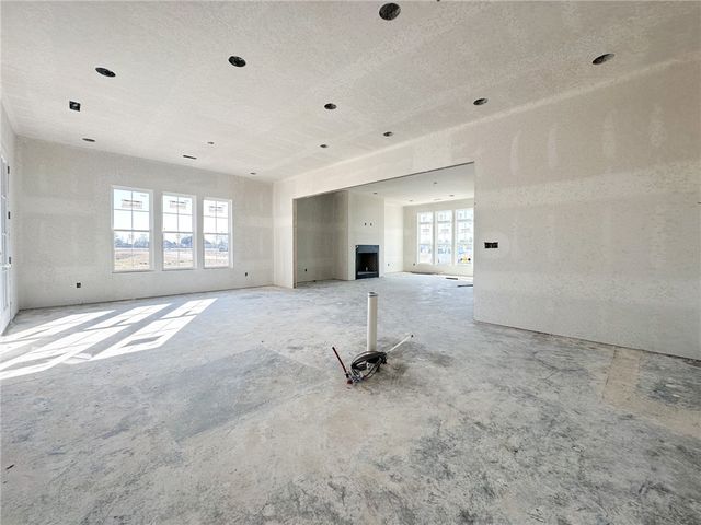 3089 Waypoint Street, Springdale, AR 72762