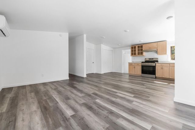 77 Hazzard Road North, Springfield, NH 03284