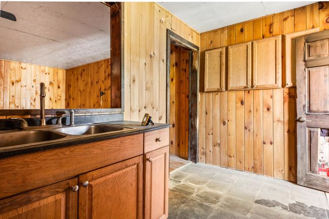 77 Hazzard Road North, Springfield, NH 03284