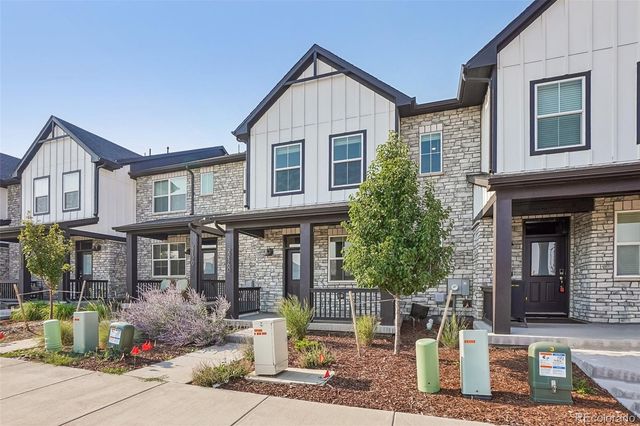 22160 E 8th Avenue, Aurora, CO 80018