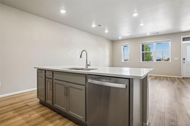 22160 E 8th Avenue, Aurora, CO 80018