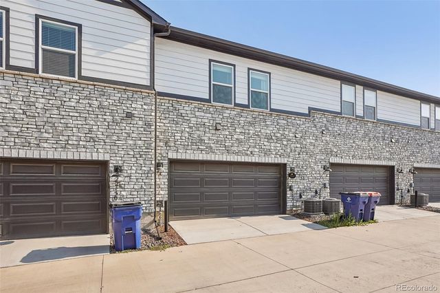 22160 E 8th Avenue, Aurora, CO 80018