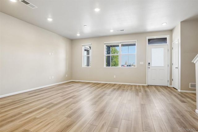 22160 E 8th Avenue, Aurora, CO 80018