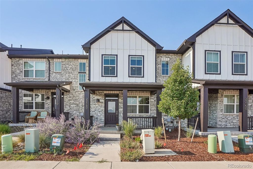 22160 E 8th Avenue, Aurora, CO 80018