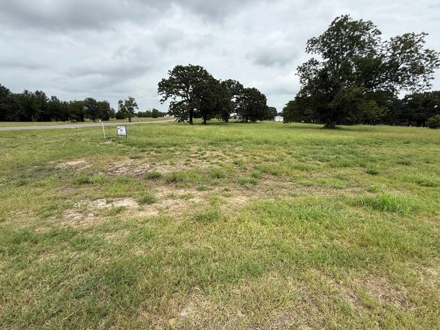 240 Shoreline Drive, Dodd City, TX 75438