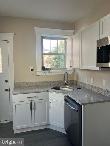 3206 E NORTHERN PKWY, Baltimore, MD 21214