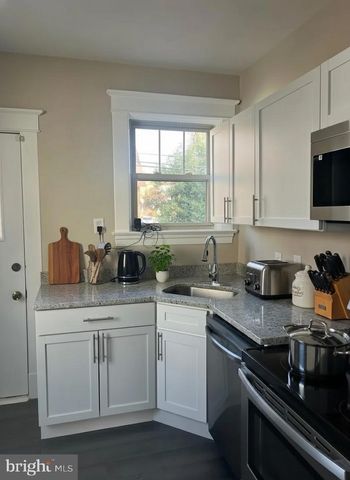 3206 E NORTHERN PKWY, Baltimore, MD 21214