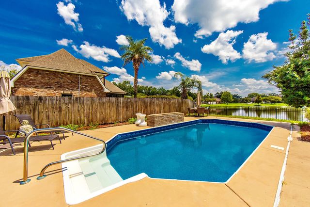 13110 Cypress Swamp Dr, Geismar, LA 70734