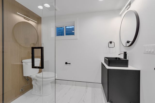 1408 N Burning Bush Lane, Mount Prospect, IL 60056