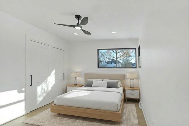 1408 N Burning Bush Lane, Mount Prospect, IL 60056