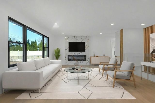 1408 N Burning Bush Lane, Mount Prospect, IL 60056