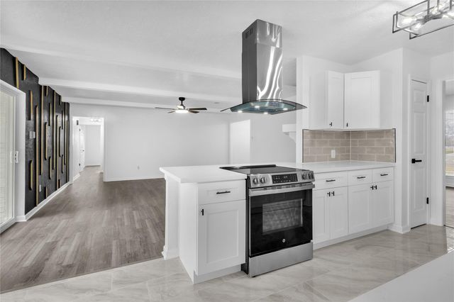 1 S Heights Street, La Marque, TX 77568